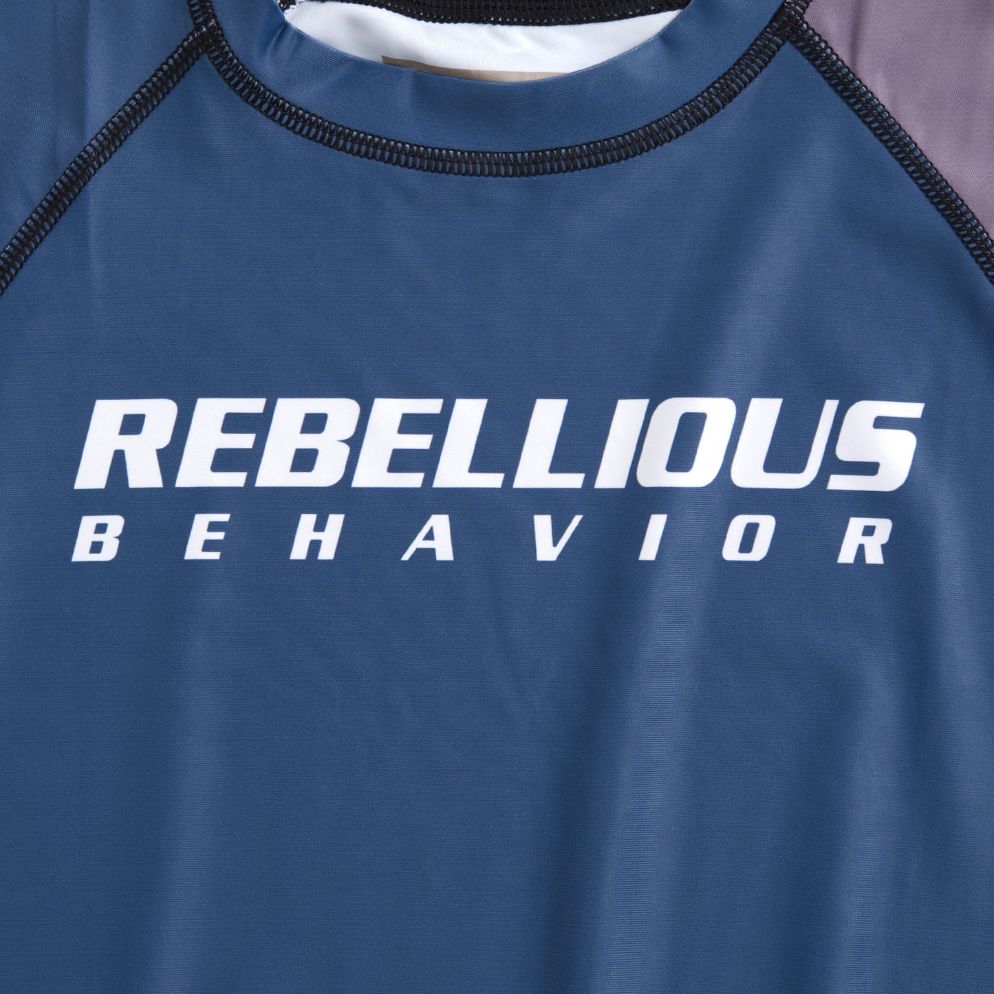 RBLS SPCS LOGO HALF RASH GUARD