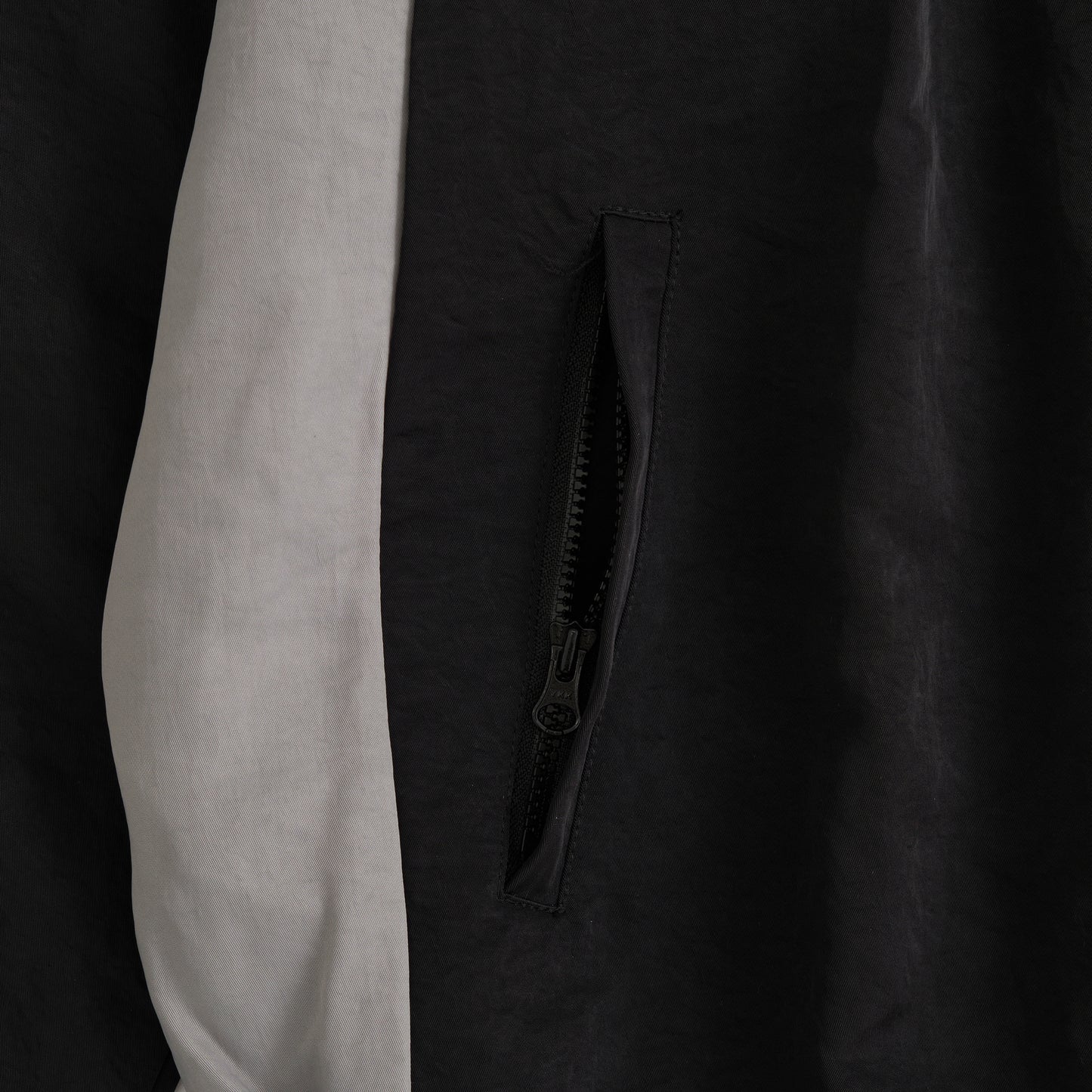 RBLS NYLON TRACK JACKET